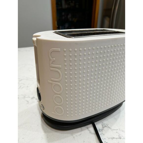BODUM Switzerland Bistro Toaster White 2 Slice Pop Up Toaster MINIMALIST - Picture 2 of 7